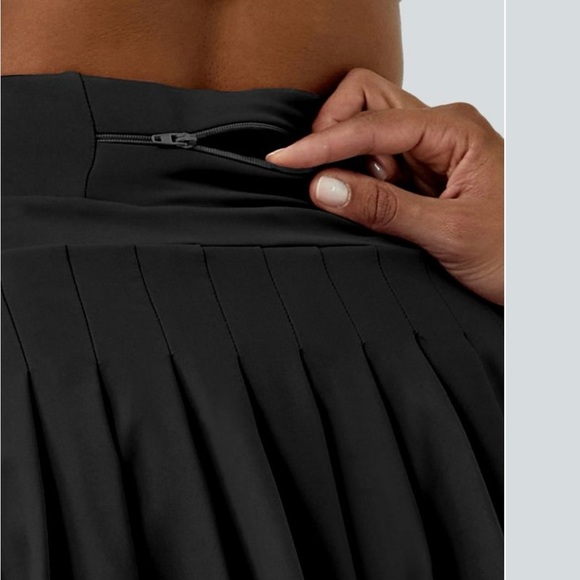 HALARA Pleated Black Skirt Perfect for tennis, golf and casual activities. - Picture 4 of 14